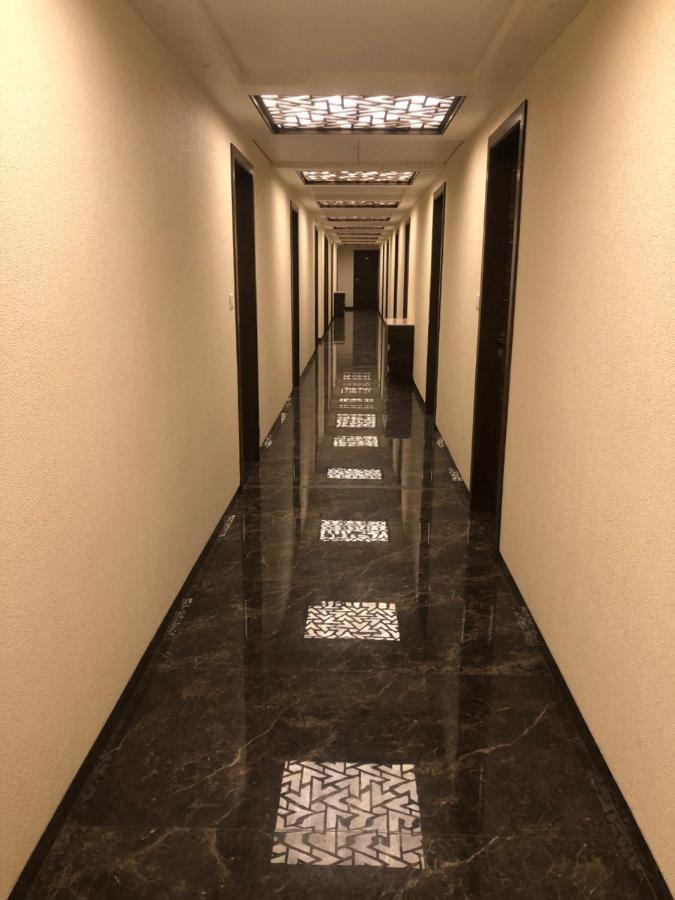 Hotel Circle Inn Ahmedabad Bagian luar foto
