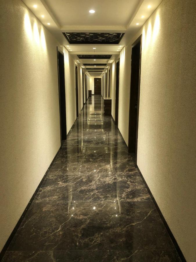 Hotel Circle Inn Ahmedabad Bagian luar foto